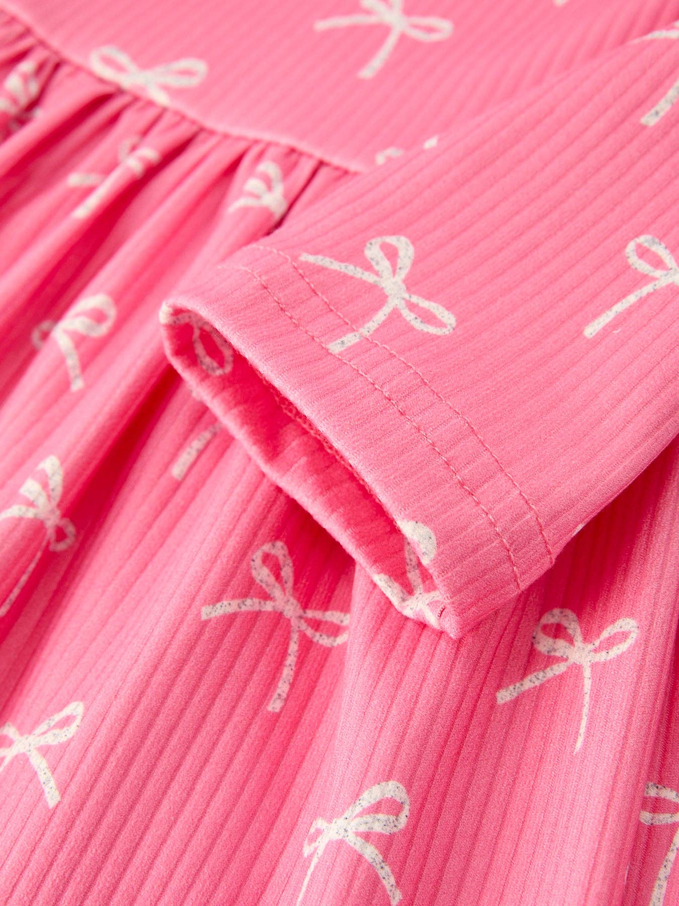 Pink Bow Girls Dress: Festive and Adorable Design