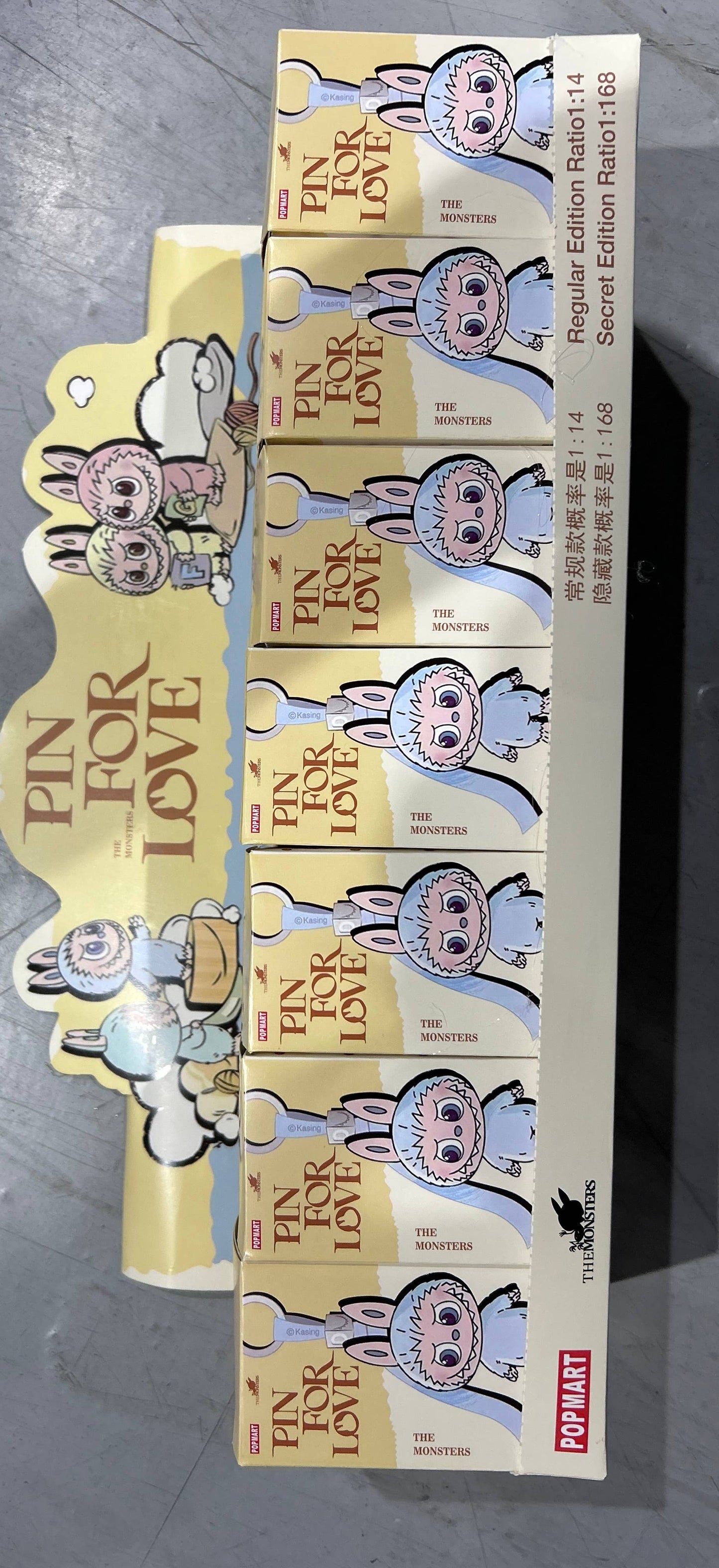 Viral Labubu “Pin for Love” Edition – Collectible Designer A