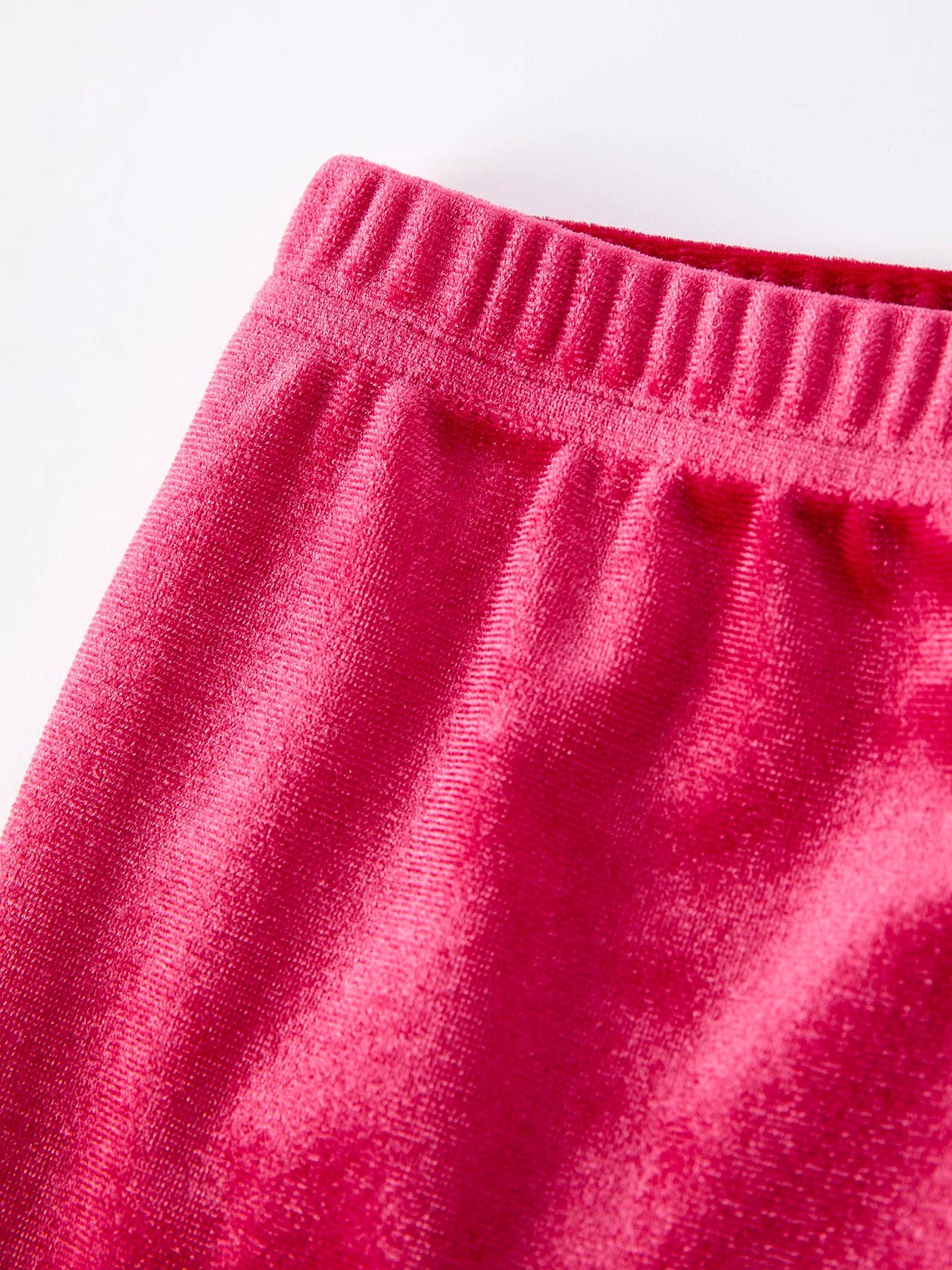 Girls Christmas Outfit – Pink “Santa Baby” Ruffle Sweatshirt & Velvet Bell-Bottom Pants Set