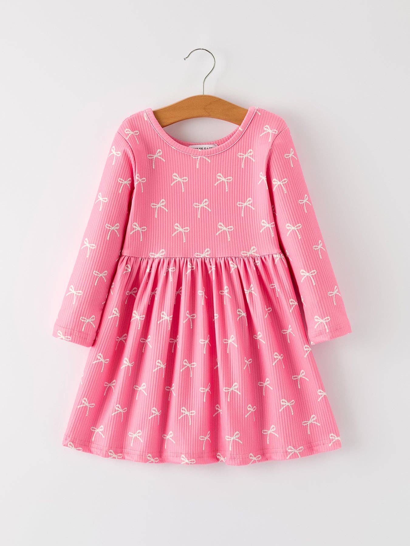 Pink Bow Girls Dress: Festive and Adorable Design