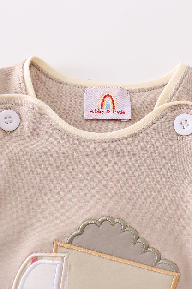 Abby & Evie
Khaki truck applique bubble