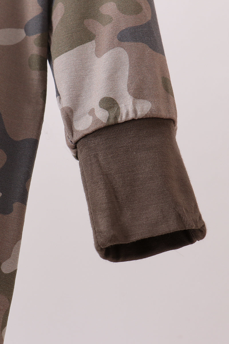 Abby & Evie
Camouflage bamboo zipper romper