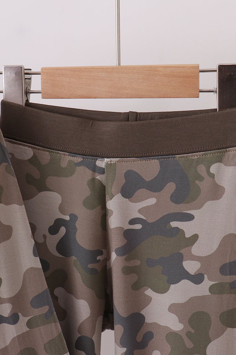 Abby & Evie
Camouflage bamboo pajama set