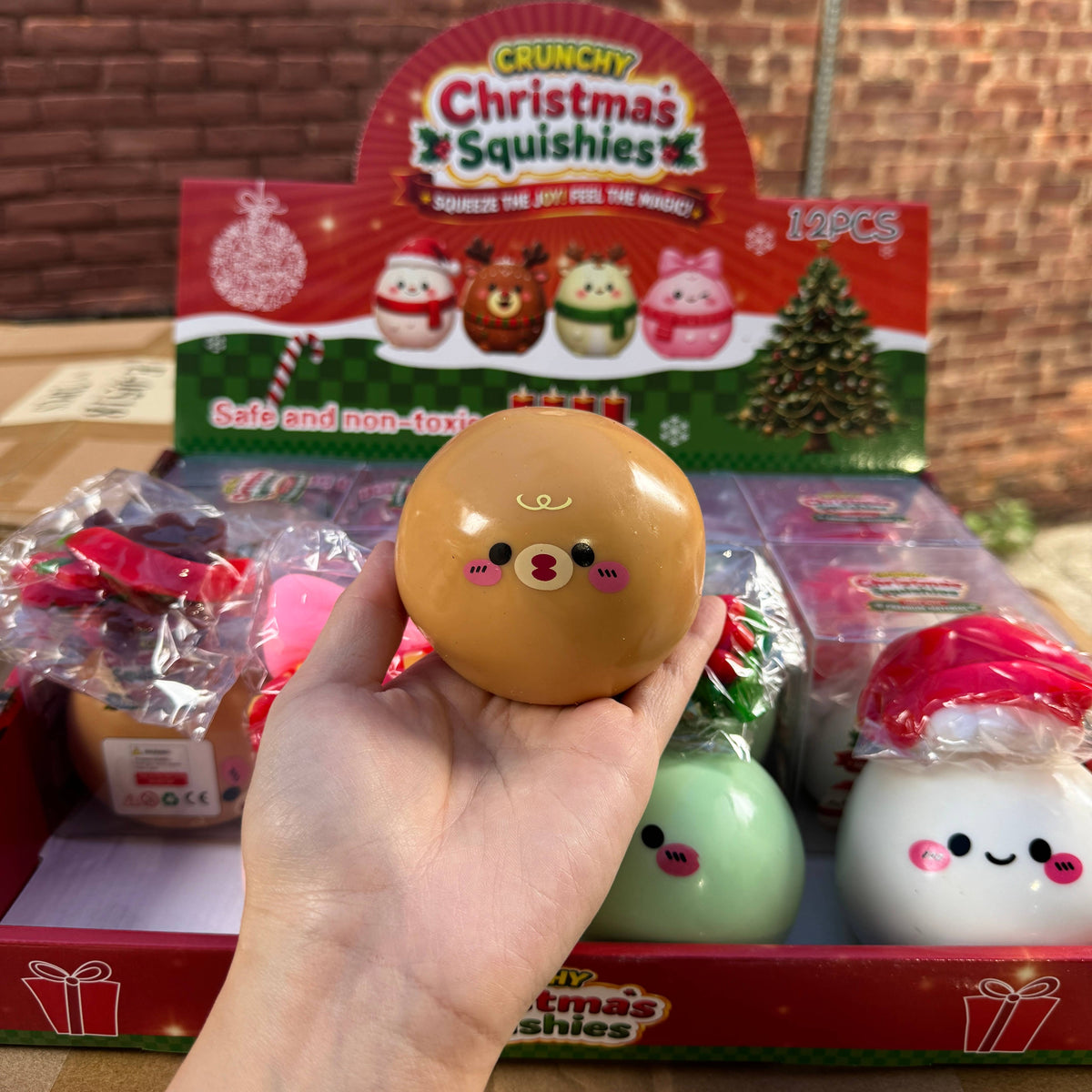 Crunchy Christmas Cartoon Ball w/Accessories