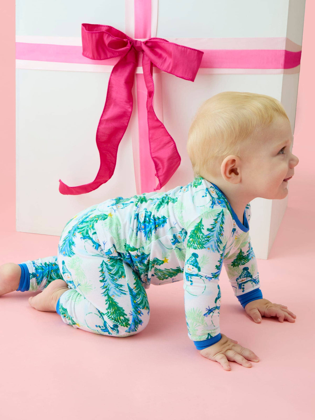 SoftSnooze™ Kids Bamboo Viscose Blue Snowman Grove Long Sleeve Pajama Set