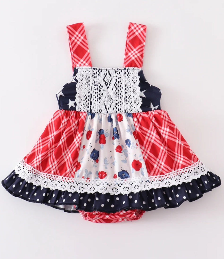 Abby & Evie
Patriotic floral plaid lace girl bubble