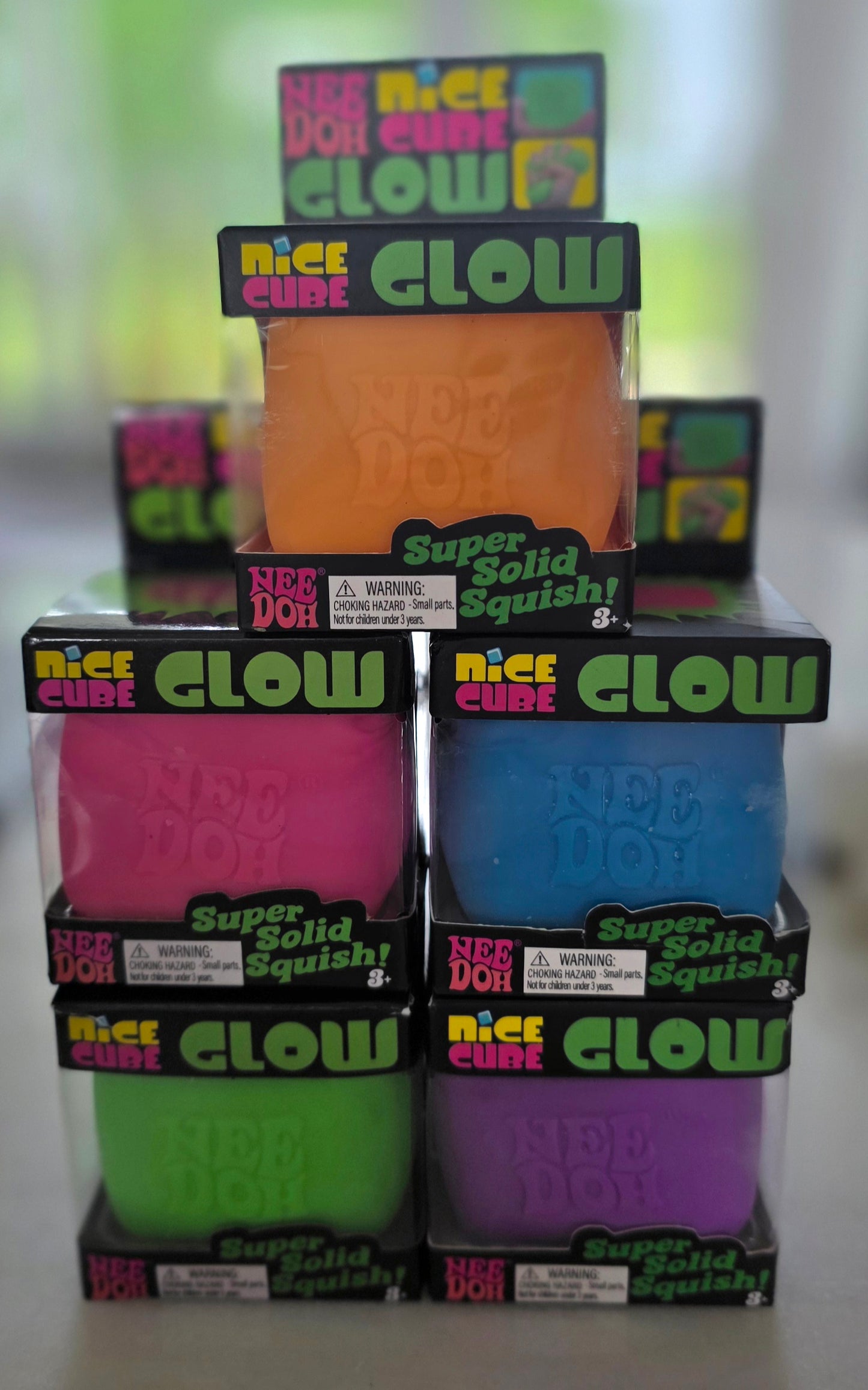 Fluorescence Glow Cube Assorted Colors