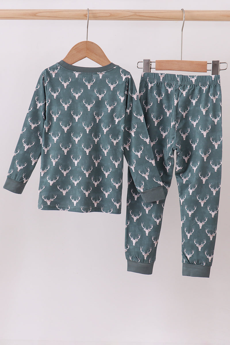 Abby & Evie Premium
Premium forest reindeer print bamboo pants set
