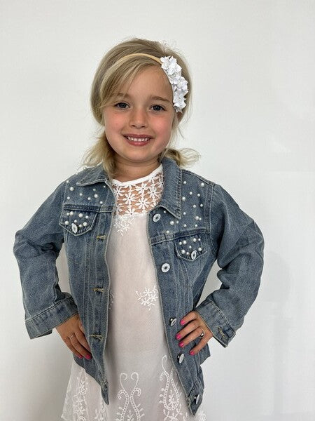 Pearl Jean Denim Jacket
Store/Denim