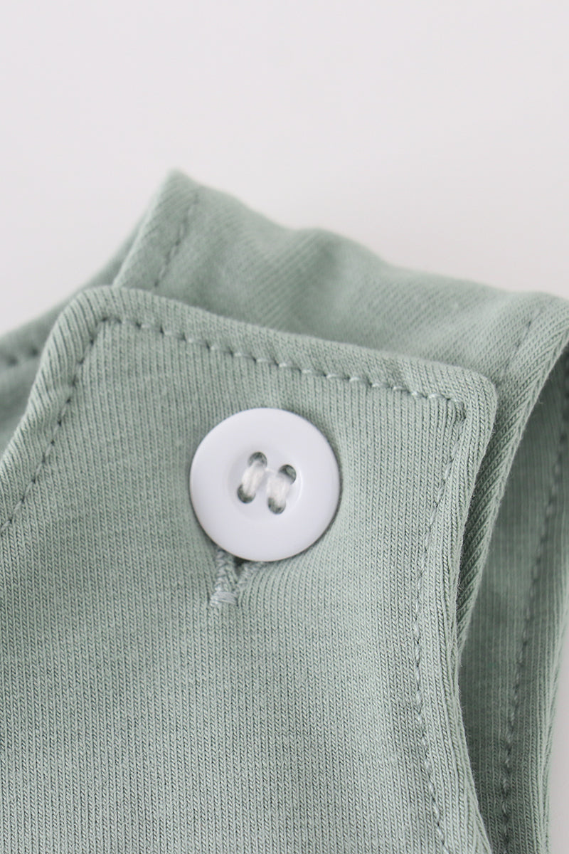 Abby & Evie
Sage sand dollar embroidery boy bubble