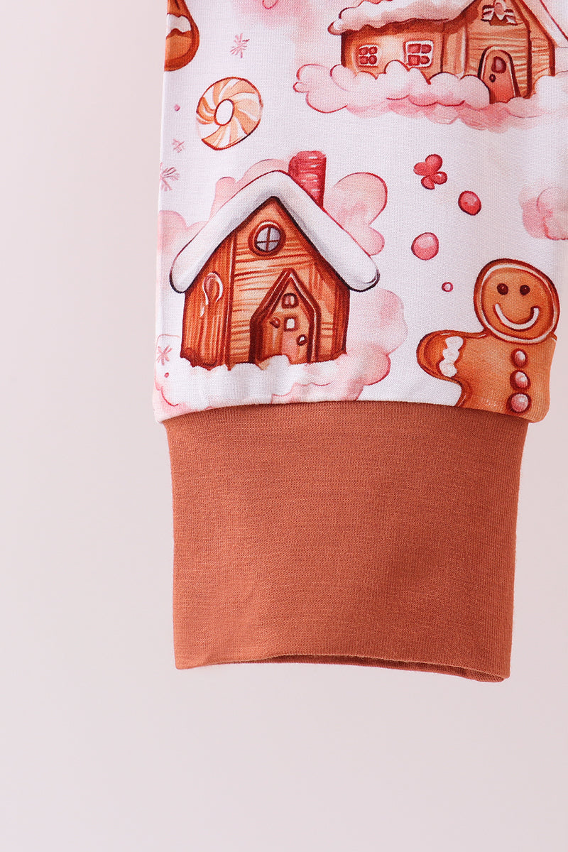 Abby & Evie
Brown gingerbread house bamboo pajmas romper